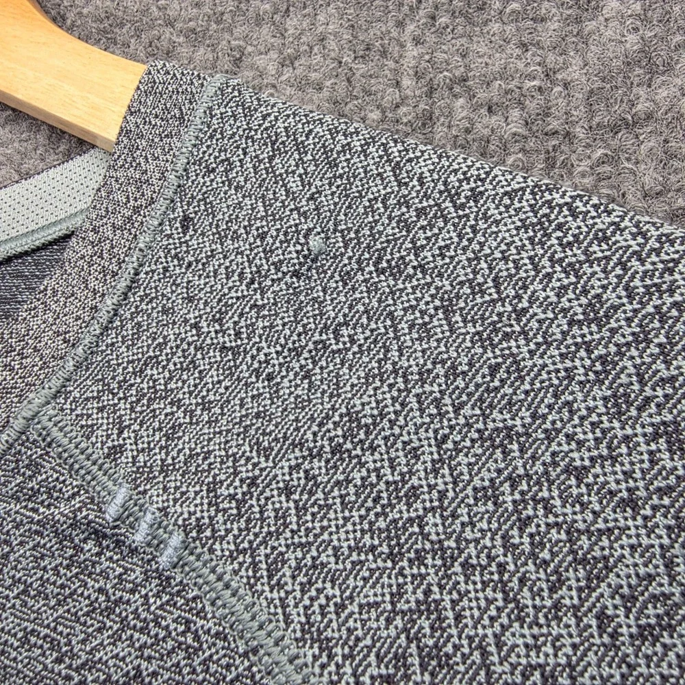Lululemon Men's Short Sleeve Athletic T-Shirt Heathered‎